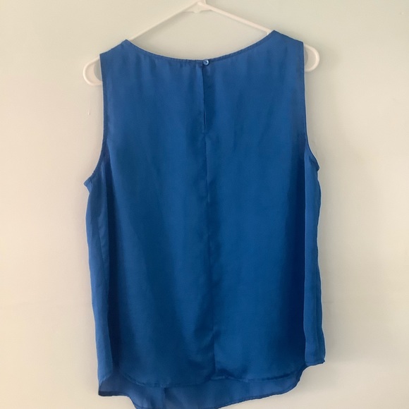 VOILET & CLAIRE Beautiful blue top with ruffle - Picture 3 of 5